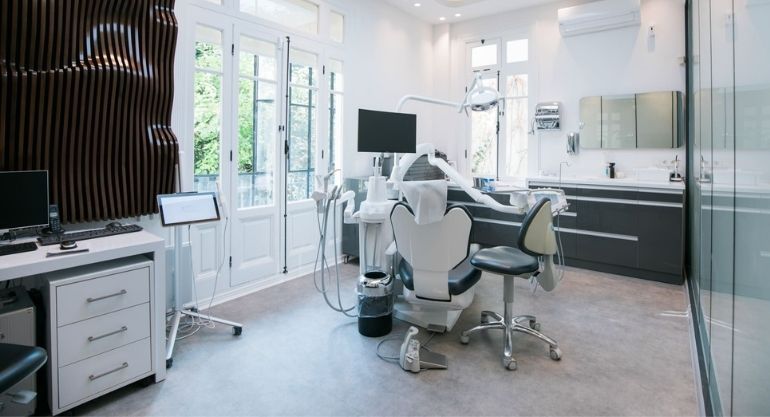 Estetik Cerrahlar ve Klinikler İçin Hukuki Risk Yönetimi Rehberi